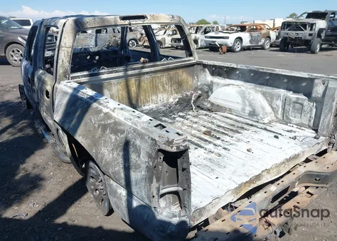 2005 Chevrolet Silverado 1500 Ls from USA, damaged, VIN 2GCEC13T651221123